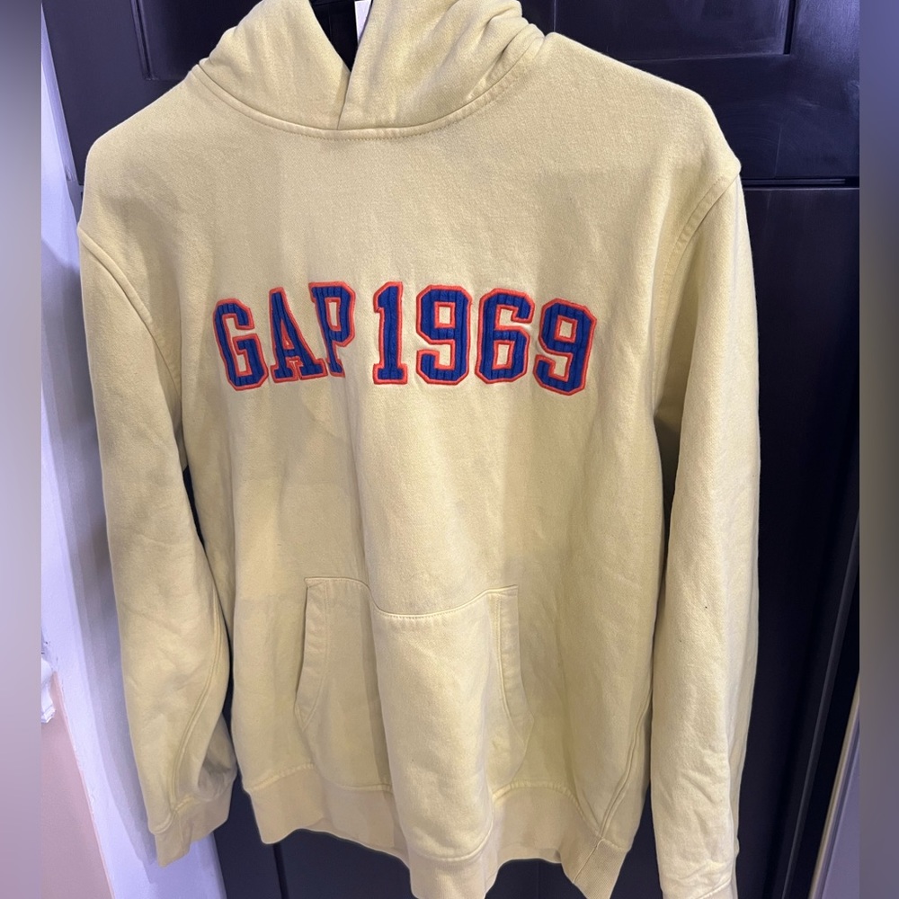 Gap Men Hoodies Size Medium
